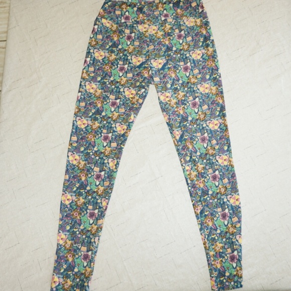 LULAROE FLORAL LEGGINGS 😍🌺 - Picture 1 of 3